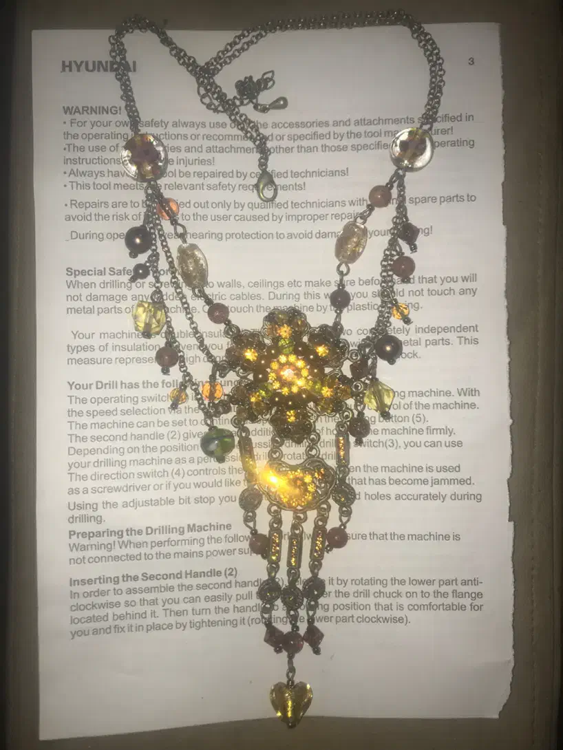 گردنبند آنتیک وقدیمی|کلکسیون اشیاء عتیقه|ارومیه, |دیوار