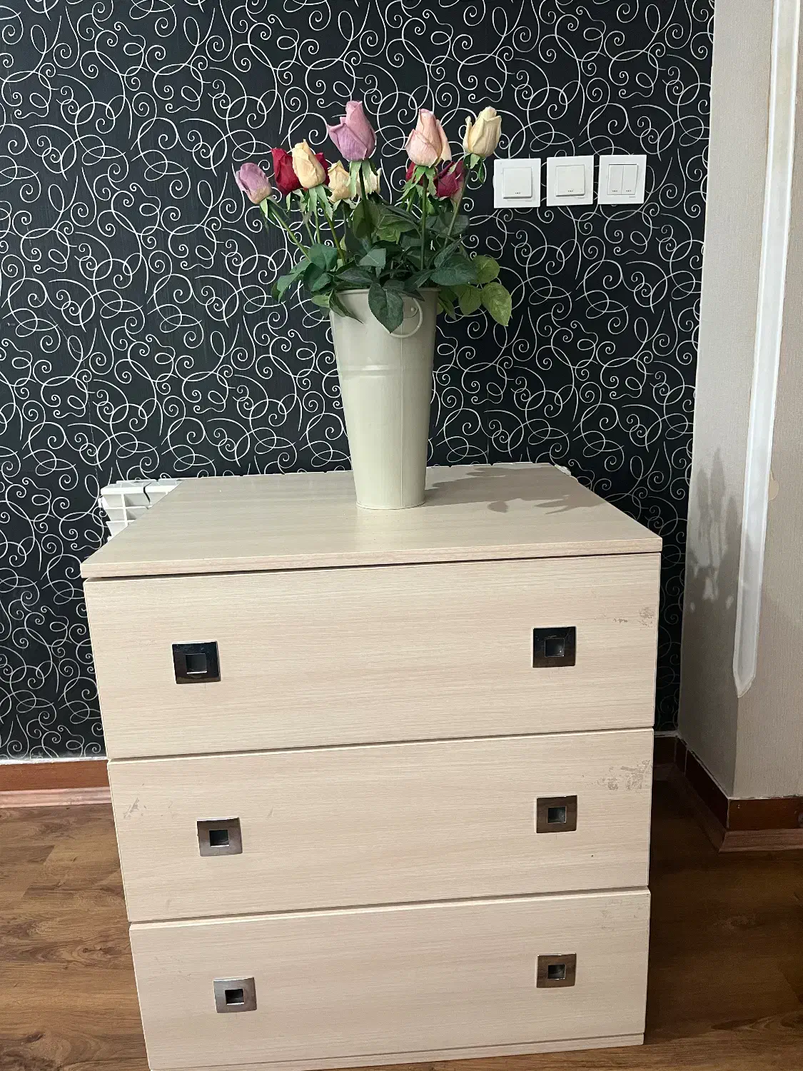 سه کشو ام دی اف در حد نو مناسب برای لباس و غیره|جاکفشی، کمد، دراور|رشت, دیلمان|دیوار