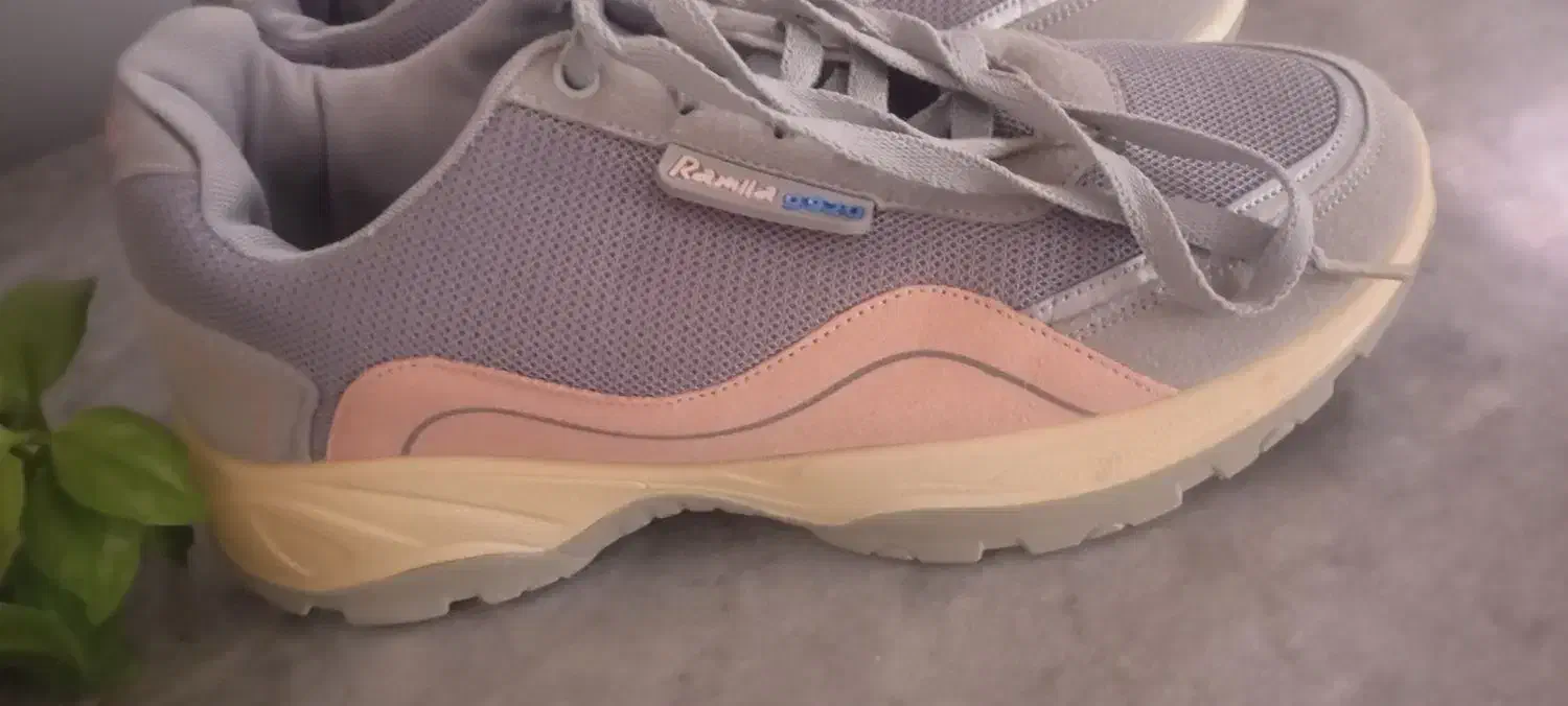 کفش در حد نو|کیف، کفش، کمربند|ارومیه, |دیوار