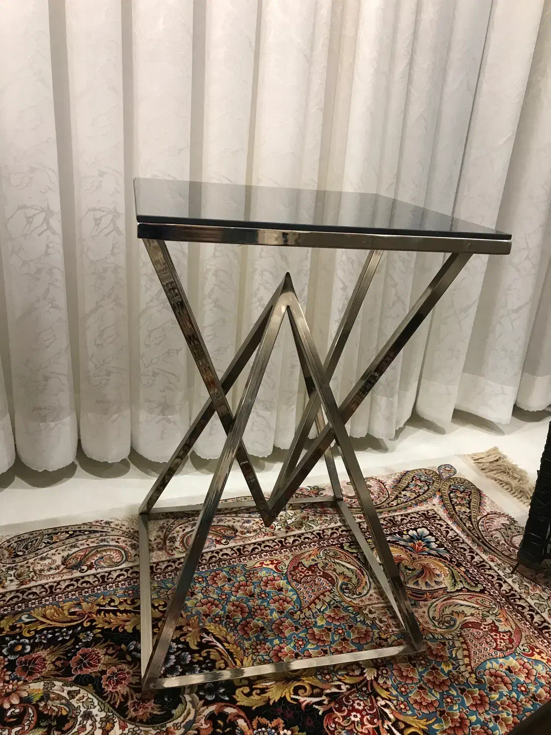 میز جلو مبلی و دو عدد عسلی فلزی رنگ ثابت|مبلمان خانگی و میز عسلی|مشهد, هفت تیر (نه دره)|دیوار