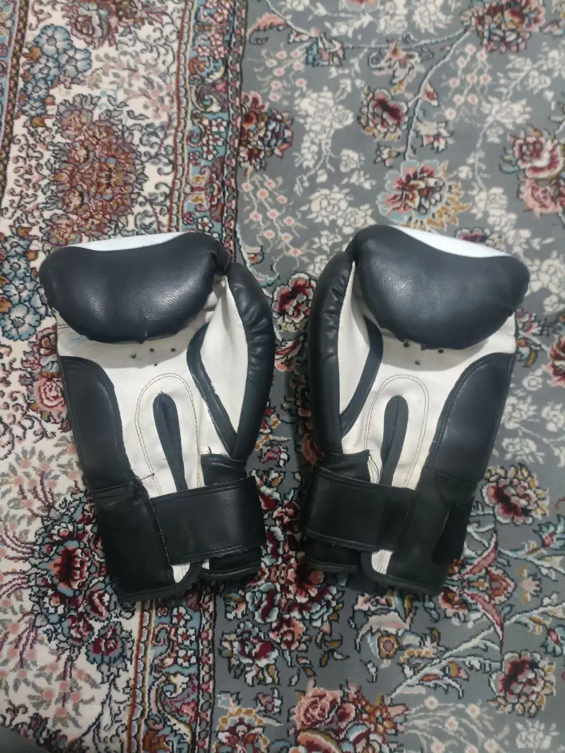 دستکش بکس|تجهیزات ورزشی|سنندج, |دیوار