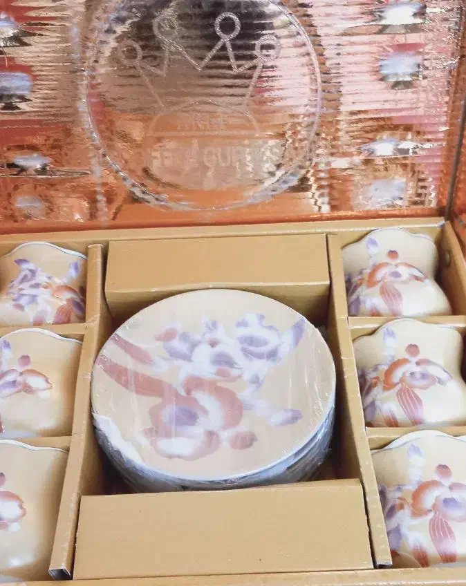 قهوه خوری|ظروف سرو و پذیرایی|الیگودرز, |دیوار