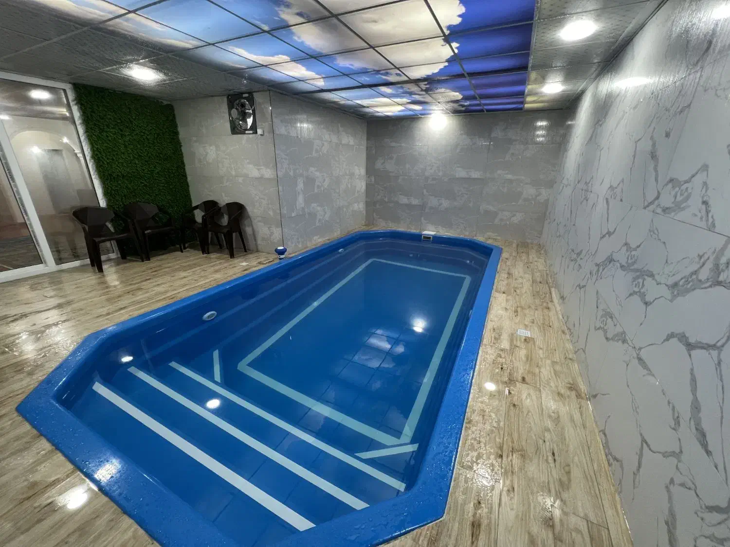 سه خوابه استخردار نوساز (مالک)|اجارهٔ کوتاهمدت ویلا و باغ|بندر انزلی, معلم|دیوار