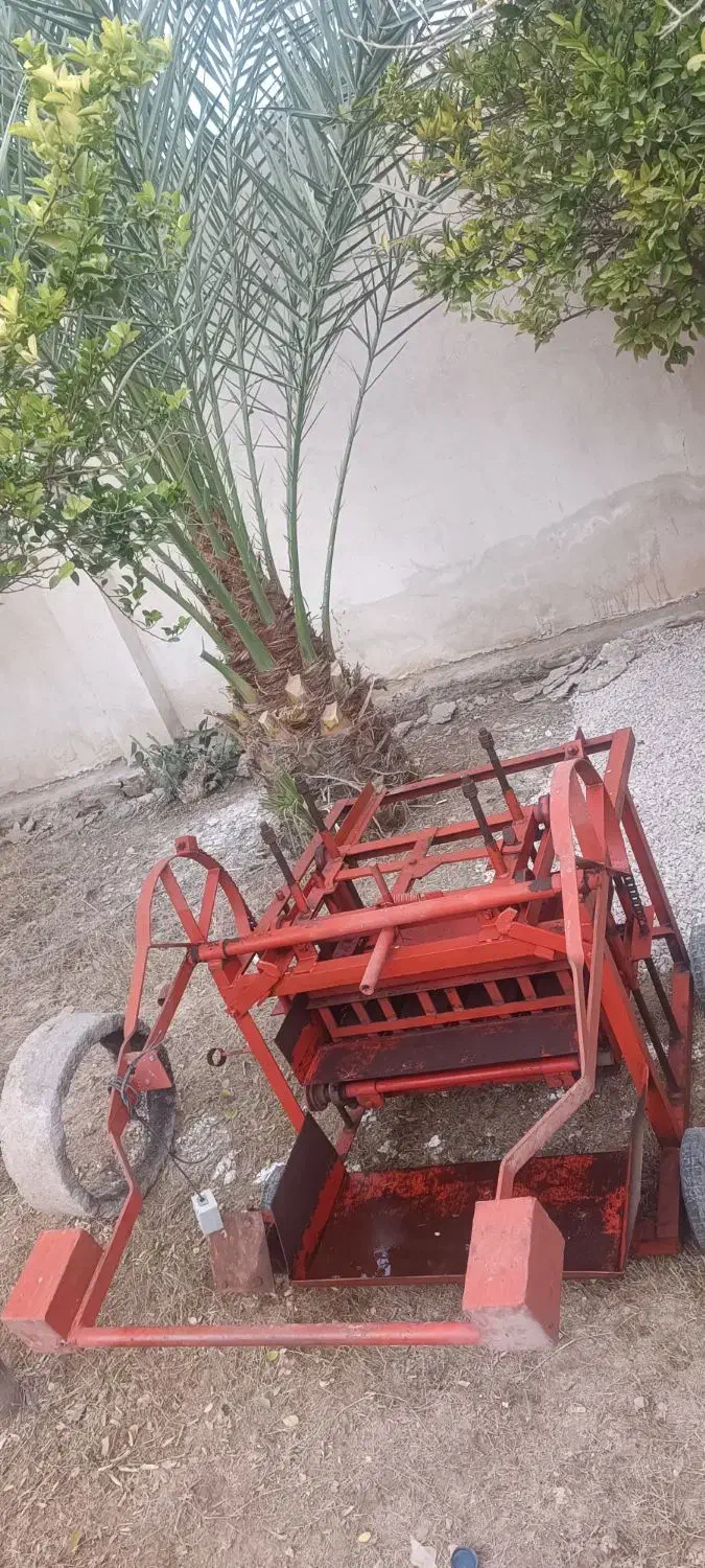 بلوک زن بلوک زنی|ماشین‌آلات صنعتی|بهبهان, |دیوار