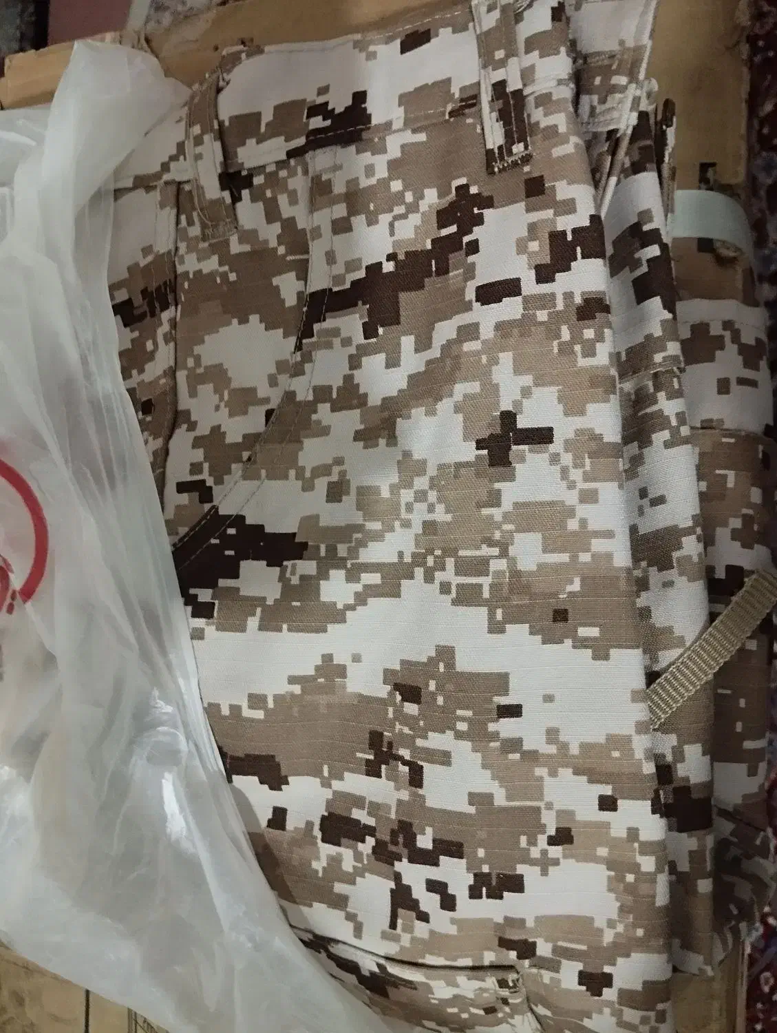 لباس خاش|لباس|خاش, |دیوار