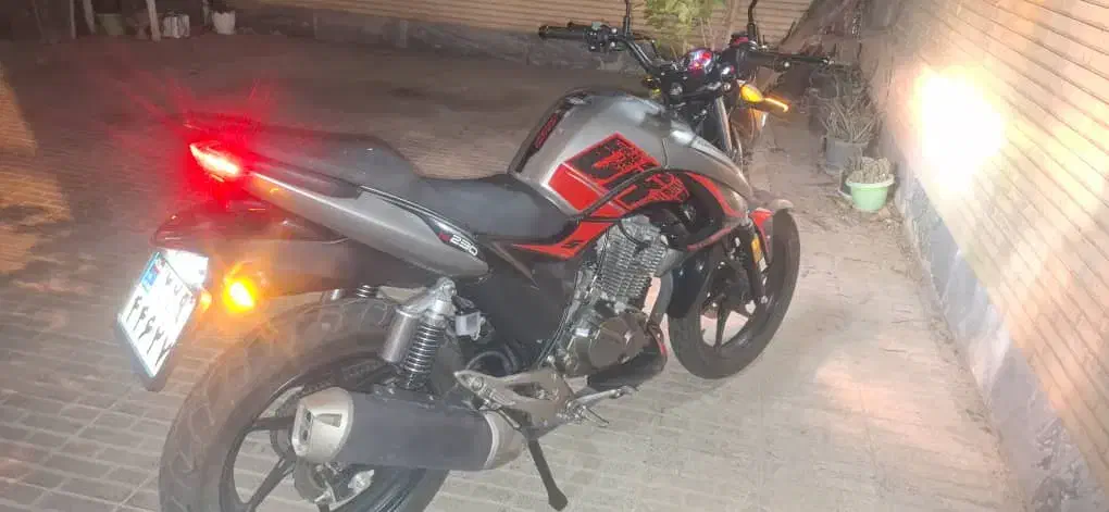 موتور زونتس ۲۳۰ سی سی|موتورسیکلت|اندیشه, اندیشه فاز ۱|دیوار