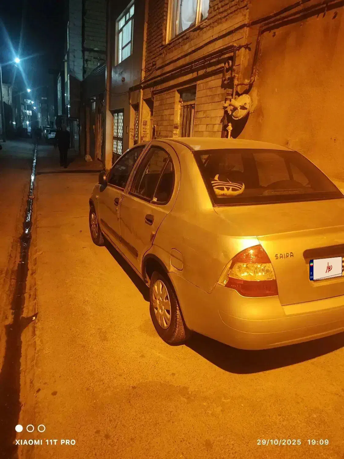 تیبا نقره‌ای|خودرو سواری و وانت|مشهد, رده|دیوار