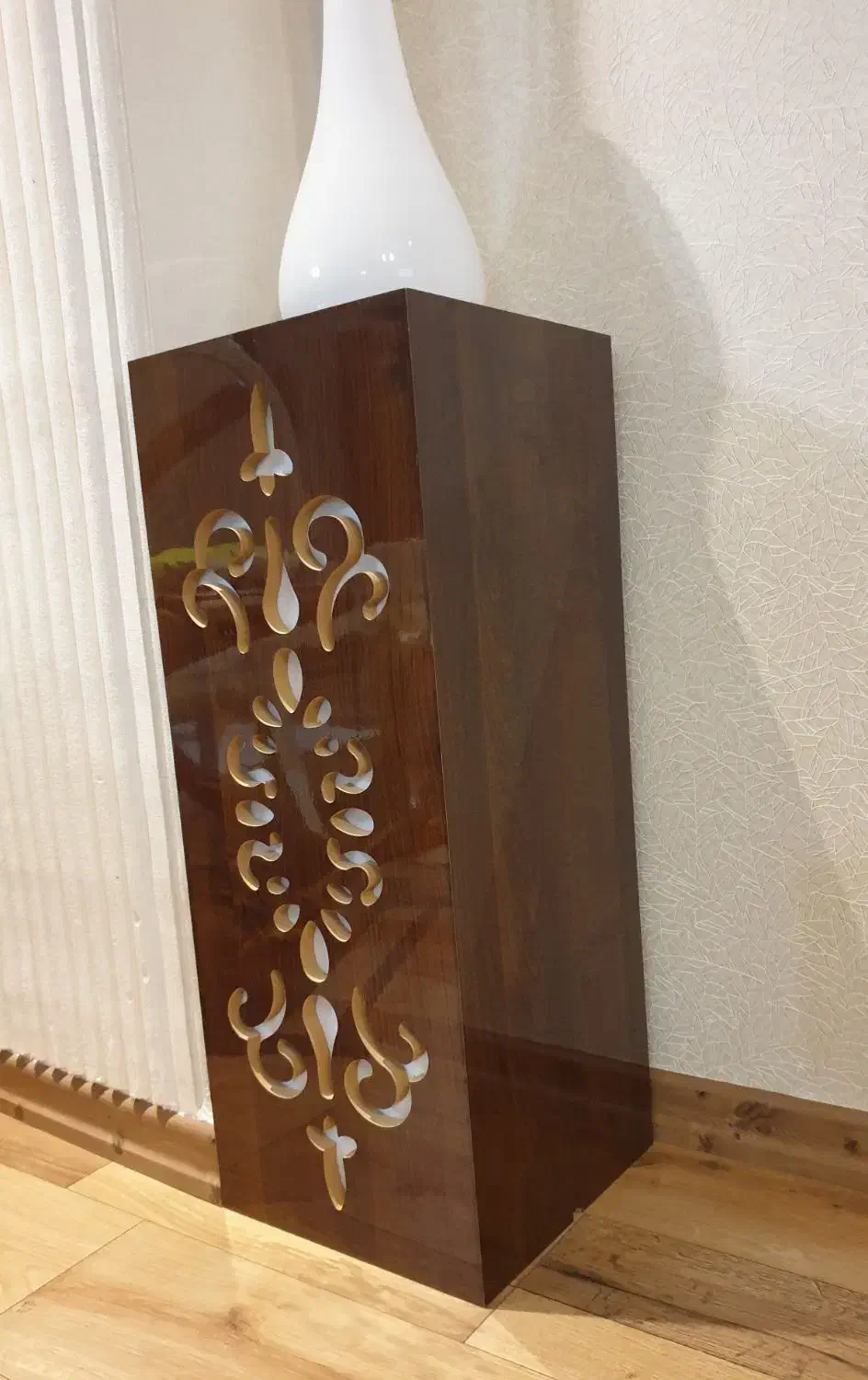 ست میز تلویزیون همراه میز دکور و میز جلومبلی|میز تلویزیون|رشت, کاکتوس|دیوار