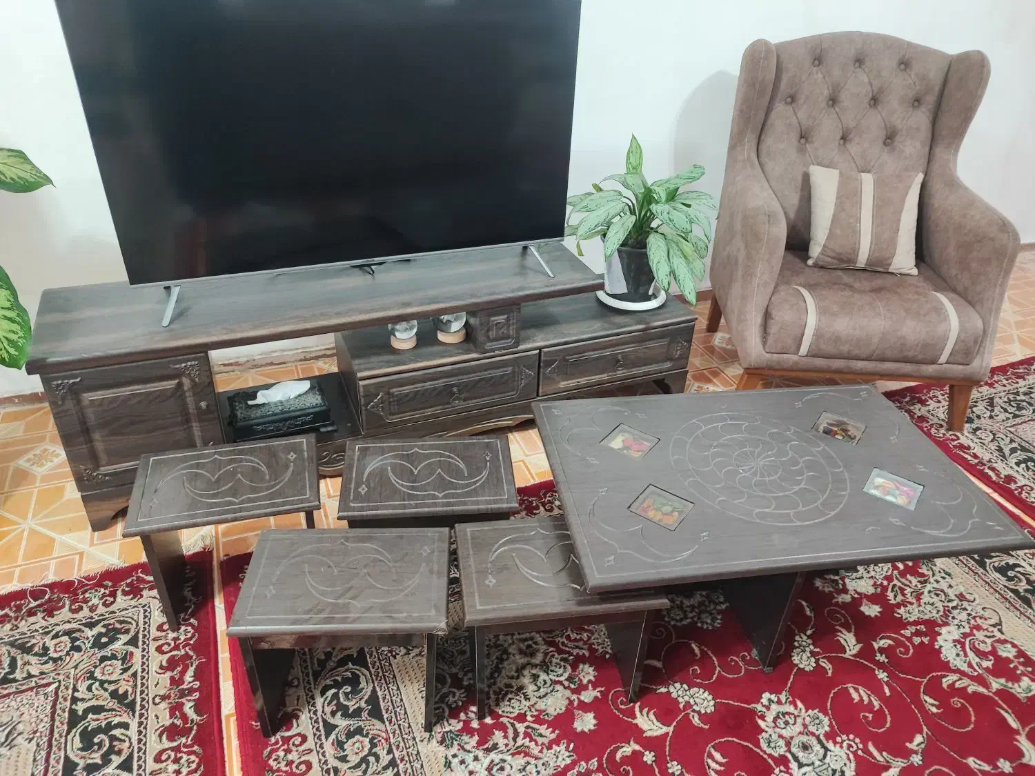 میز تلویزیون و میز و عسلی|میز تلویزیون|رشت, نخودچر|دیوار