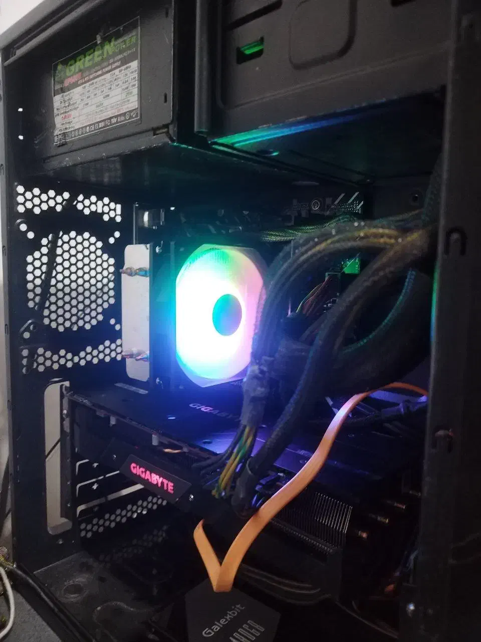 سیستم گیمینک حرفه ای|رایانه رومیزی|سبزوار, رباط|دیوار