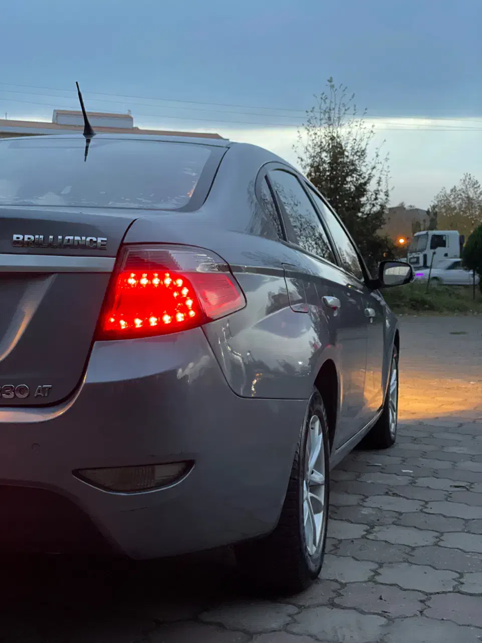 برلیانس مدل1396 کم کارکرد ماشین خونگی|خودرو سواری و وانت|رشت, پسیخان|دیوار