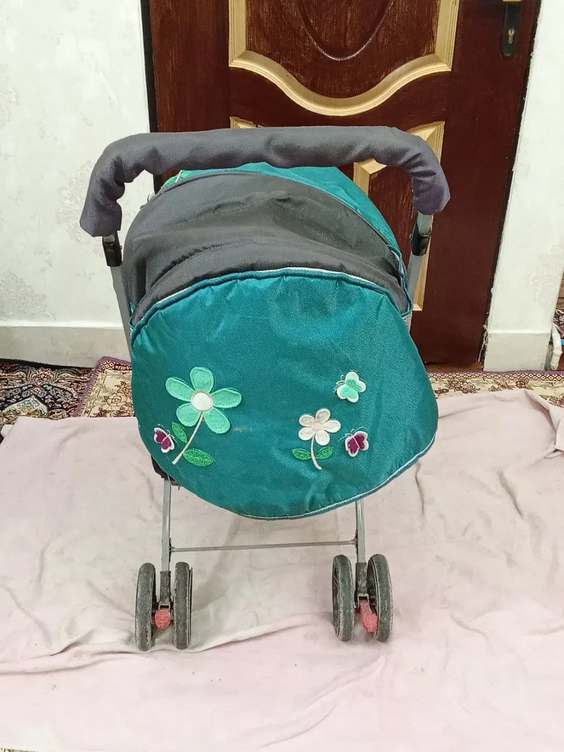 کالسکه بچه|کالسکه و لوازم جانبی|قرچک, شهرک الحدید|دیوار