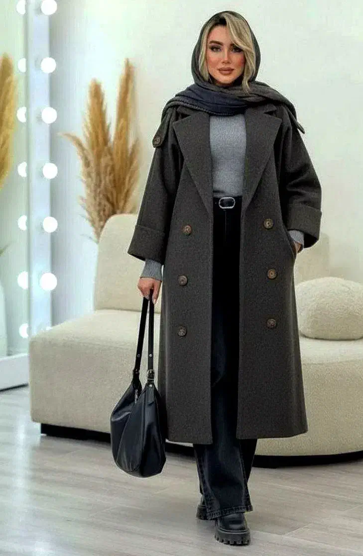 پالتو|لباس|سنقر, |دیوار