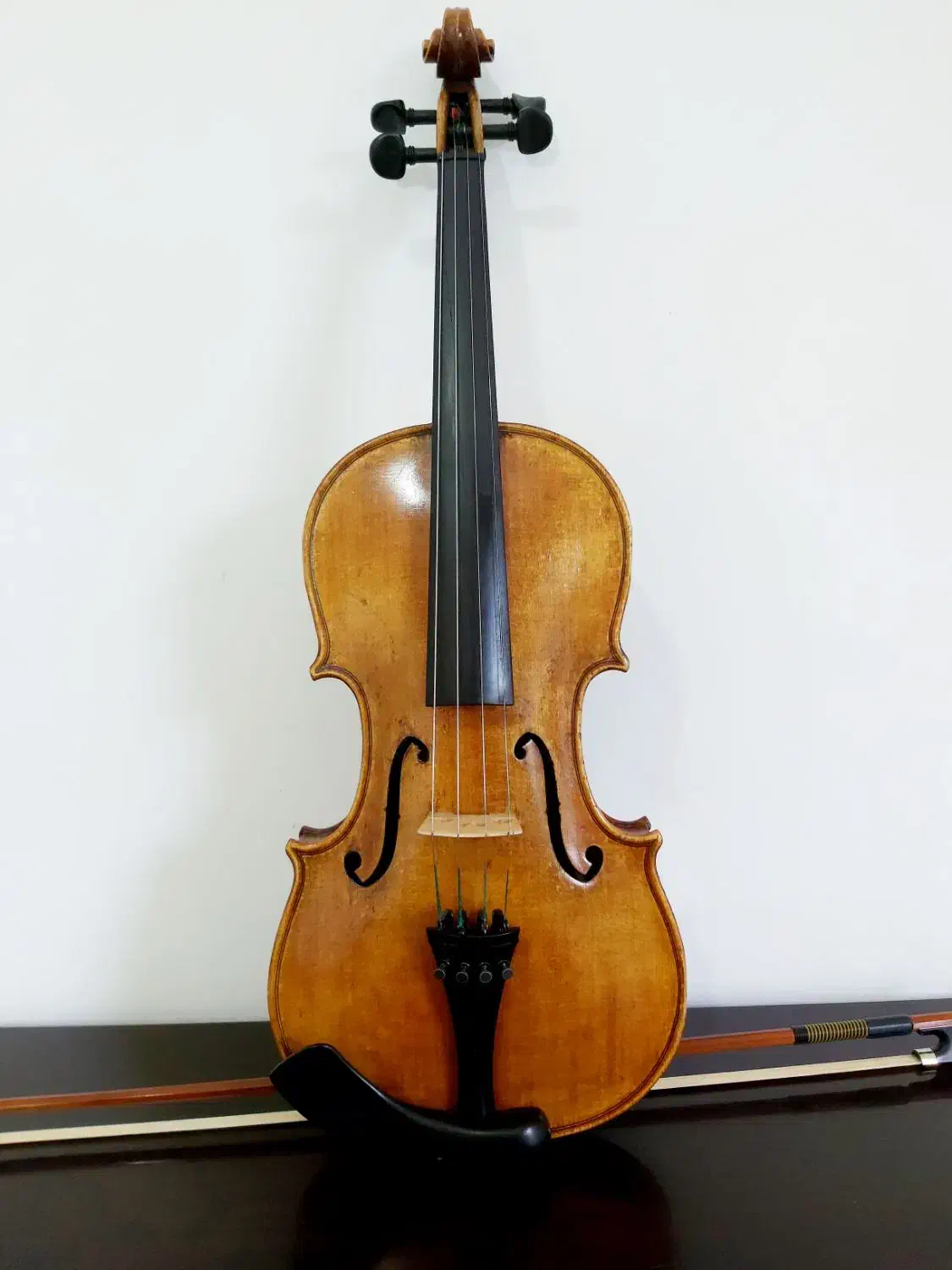 ویولن ایتالیایی قدیمی|ویولن|سنندج, |دیوار