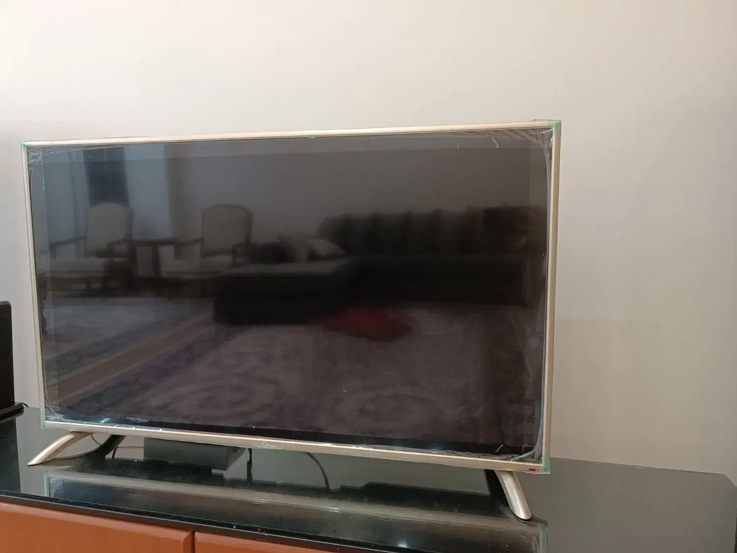 تلویزیون 40اینچ جی پلاس|تلویزیون و پروژکتور|میانه, |دیوار