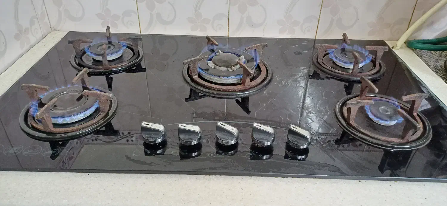 گاز شیشه ای رومیزی ۵ شعله ..کار کرده ..سالم|اجاق گاز و لوازم برقی پخت‌وپز|کلاچای, |دیوار