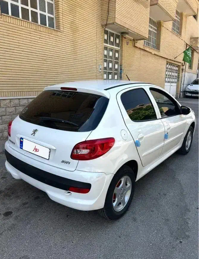 فروش ۲۰۷ تی یو فایو ۴۰۴|خودرو سواری و وانت|شیراز, شهرک فرزانگان|دیوار