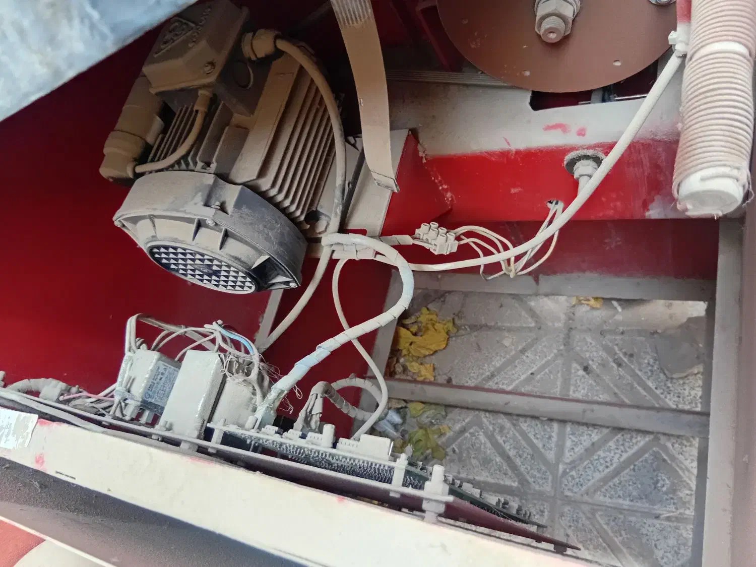 دستگاه بالانس|ماشین‌آلات صنعتی|پاکدشت, پاکدشت (مامازند)|دیوار