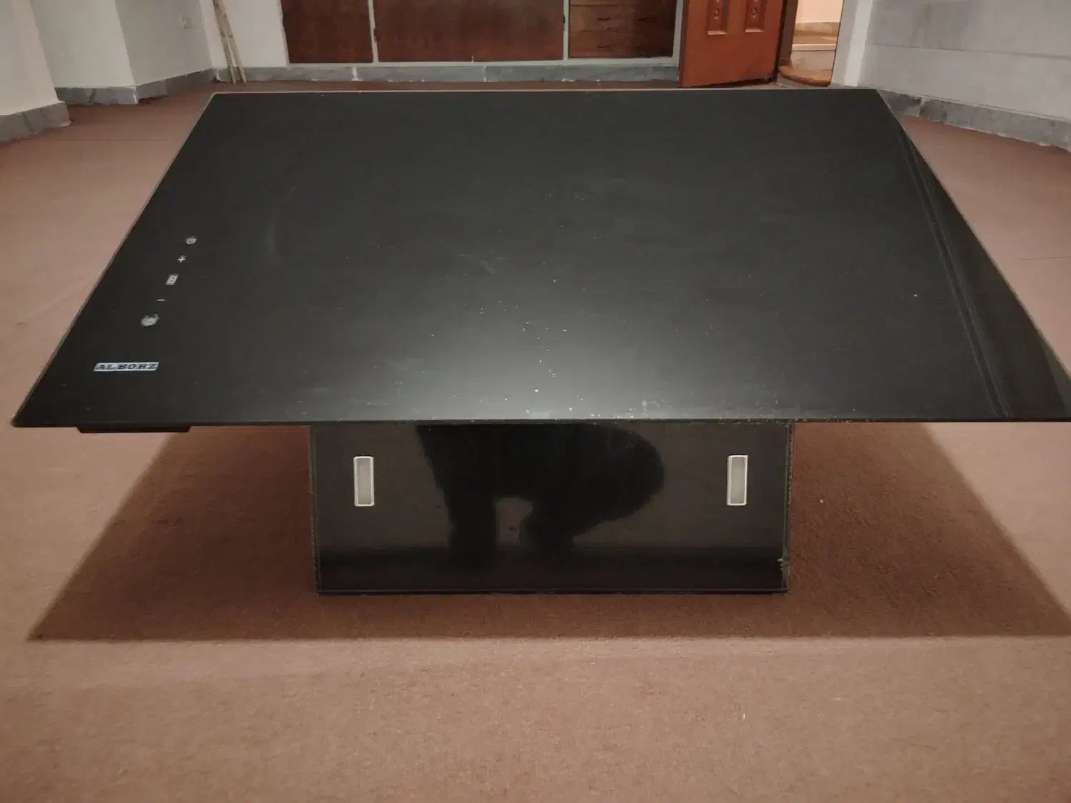 هود لمسی البرز|هود|ری, شهادت|دیوار