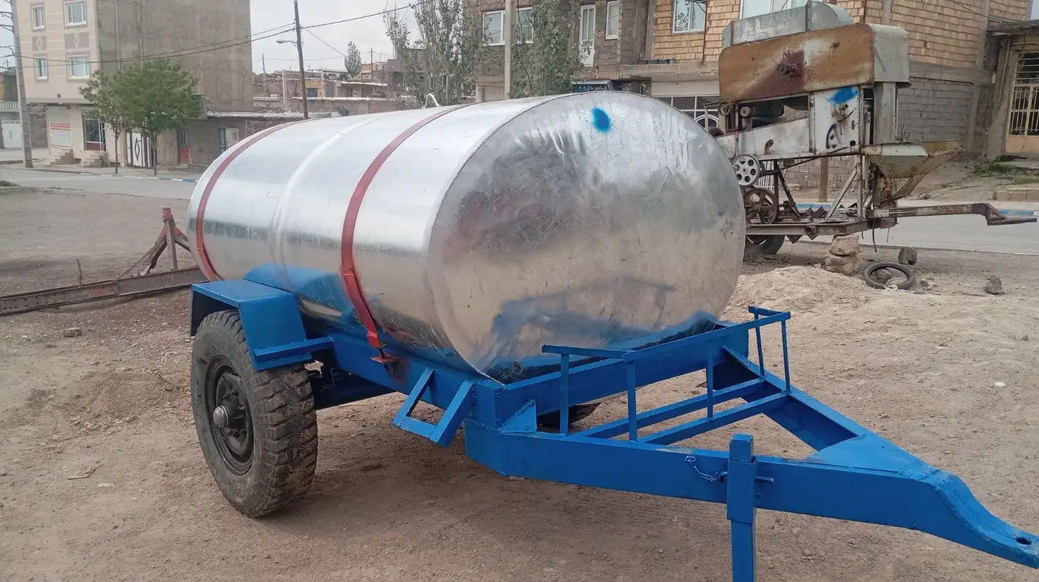 تانکر ۲۰۰۰|ماشین‌آلات صنعتی|دلبران, |دیوار