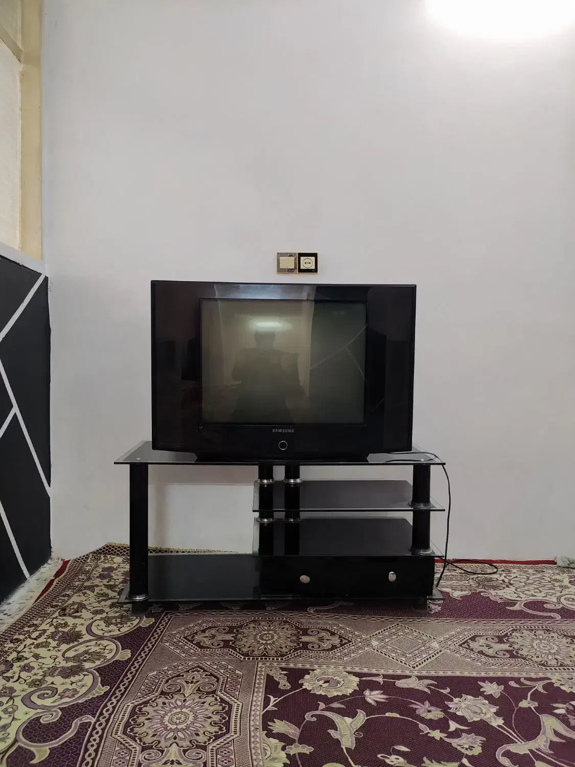 تلویزیون سامسونگ اصلی کره|تلویزیون و پروژکتور|بروجرد, |دیوار