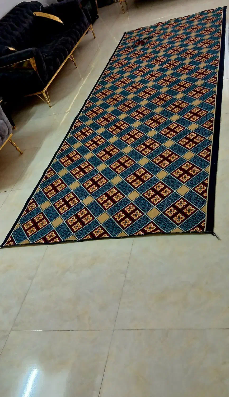 گلیم خوش رنگ|گلیم، جاجیم، گبه|بروجرد, |دیوار