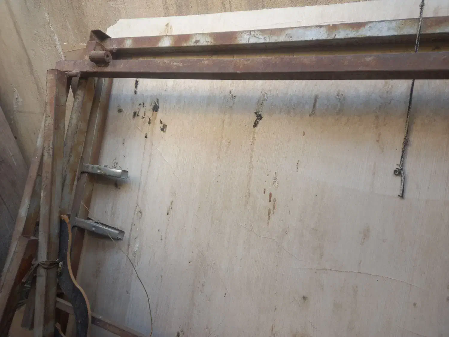 میز برش خیاطی طول ۶ متر عرض یکوهشتاد|لوازم خیاطی و بافتنی|رباطکریم, نصیرشهر|دیوار