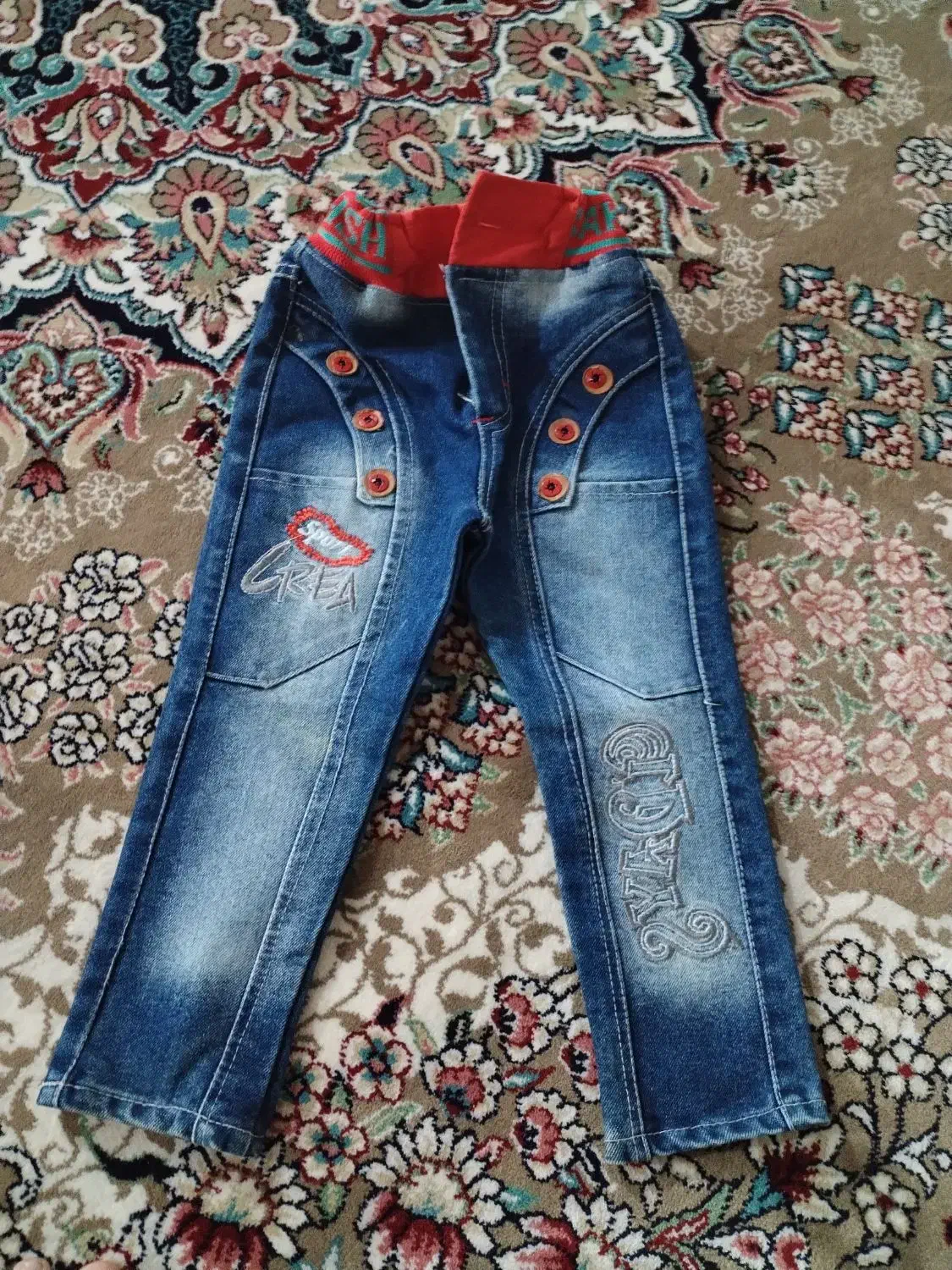 شلوار لی نو|کفش و لباس بچه|نیشابور, شهرک ولیعصر|دیوار