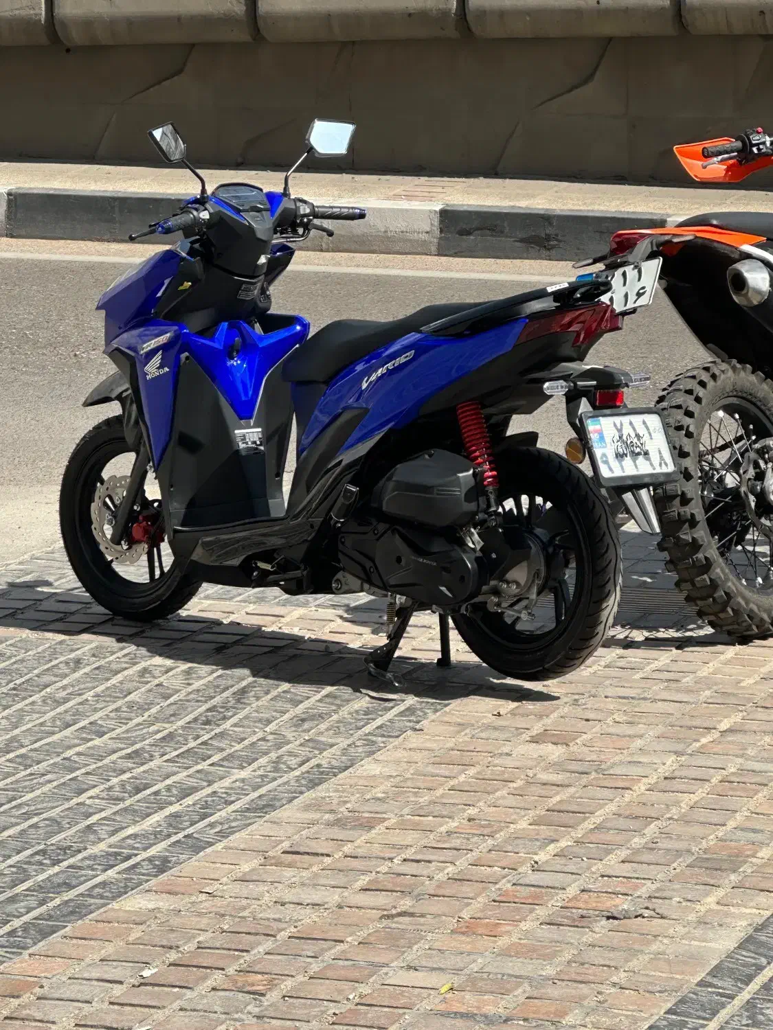 کلیک رادیات دار 1404برمودا قابل معاوضه|موتورسیکلت|شیراز, شهرک گلدشت حافظ‎|دیوار