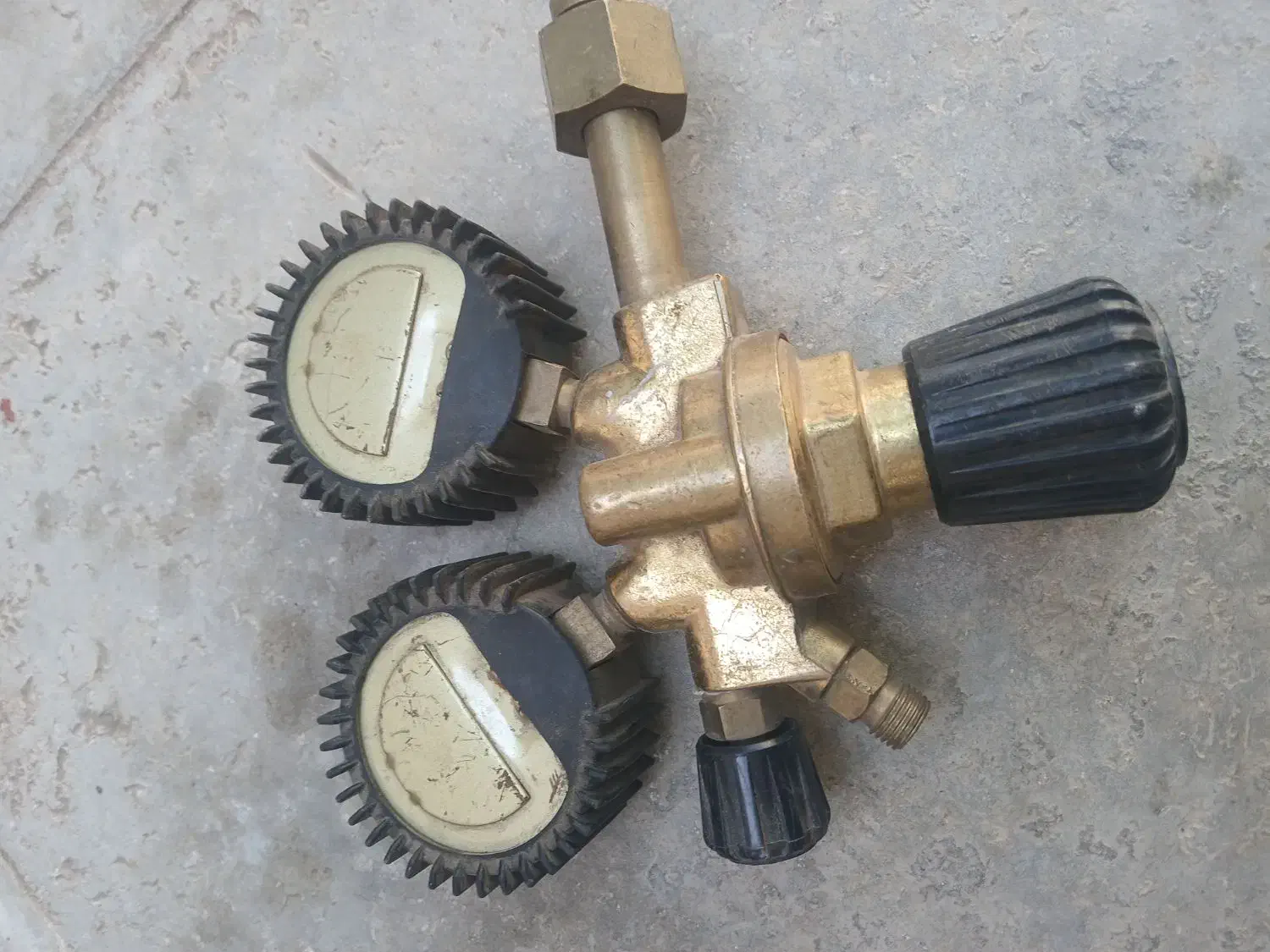 سلام   مانیمتر CO2 موتور جوش ۲۰۰امپر  المینیومی|ابزارآلات|شیراز, کیان آباد|دیوار