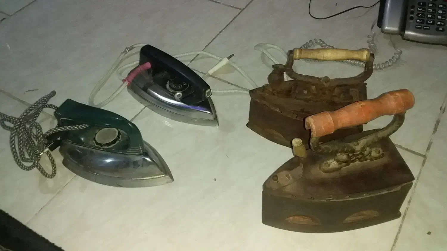 باسلام اتوخیاطی واتوقدیمی همگی سالم|اتو و لوازم اتو|تبریز, |دیوار