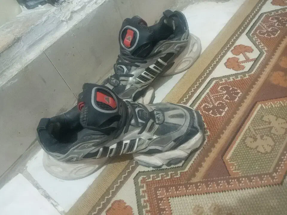 کتونی آدیداس اورجینال|کیف، کفش، کمربند|پاکدشت, شهرک امام رضا|دیوار