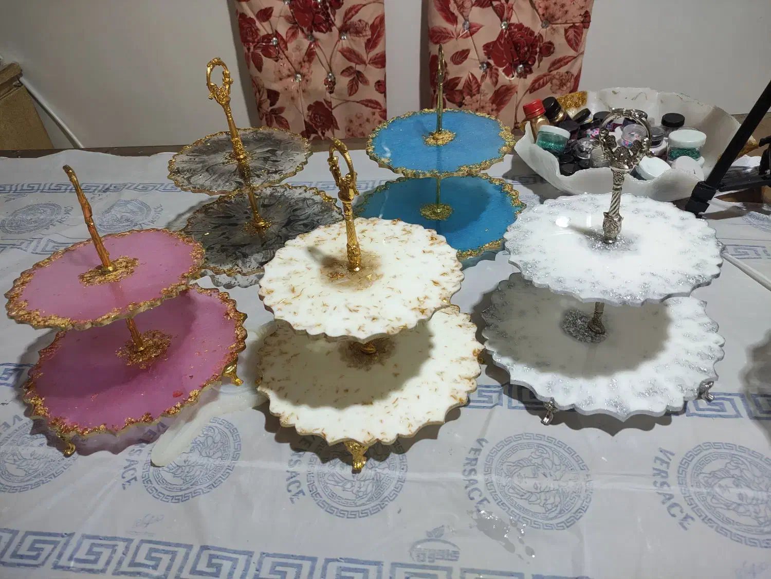 شیرینی خوری دوطبقه رزین،حراج فقط دونه 480هزار|ظروف سرو و پذیرایی|نورآباد, |دیوار