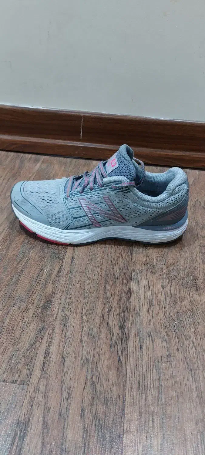 کتونی نیو بالانس اورجینال۶۸۰ سایز ۴۰|کیف، کفش، کمربند|تهران, هلال احمر|دیوار