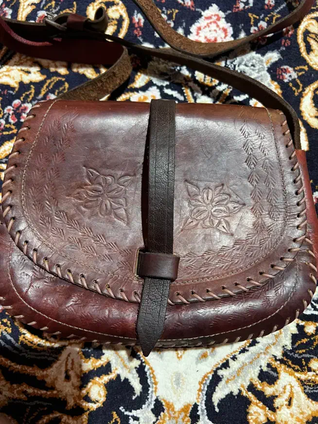 کیف چرم درجه یک قدیمی ضخیم|کیف، کفش، کمربند|فلاورجان, |دیوار