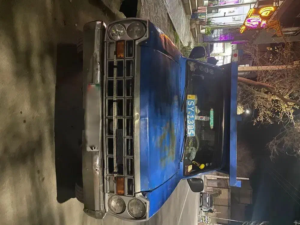 نیسان 81 تناژ پایین|خودرو سواری و وانت|آشخانه, |دیوار