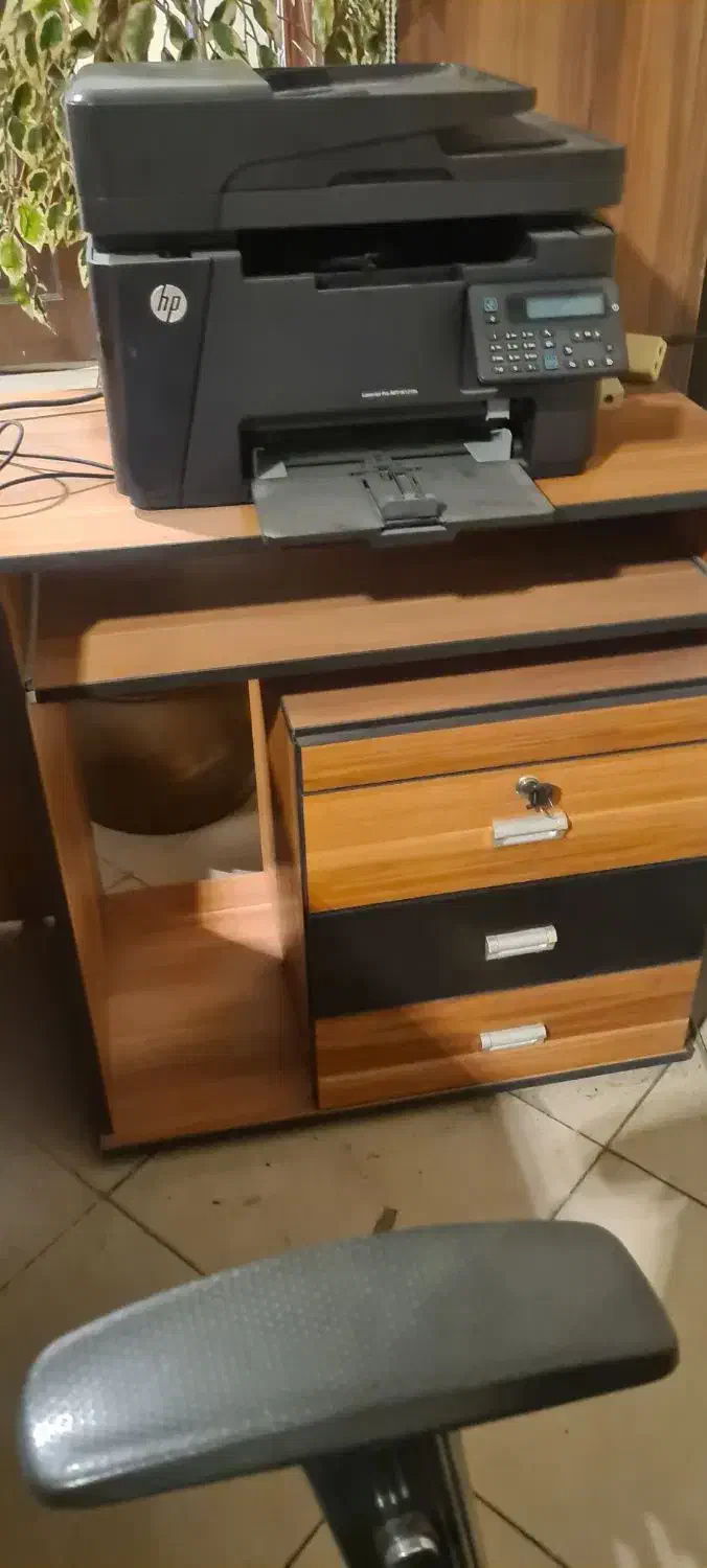 میز و صندلی اداری|مبلمان اداری|تهران, مولوی|دیوار