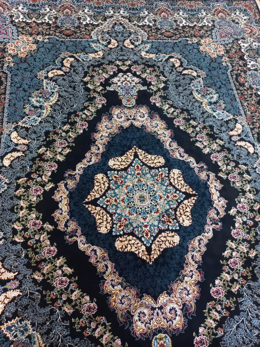 فروش فرش|فرش|صومعه‌سرا, |دیوار