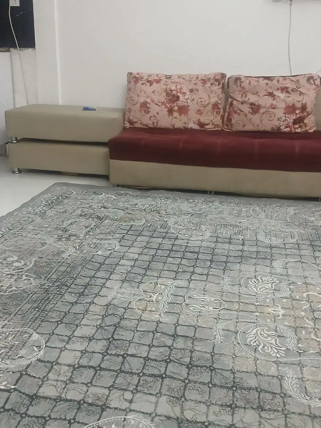 مبل مبلمان هفت نفره|مبلمان خانگی و میز عسلی|مشهد, هفت تیر (نه دره)|دیوار