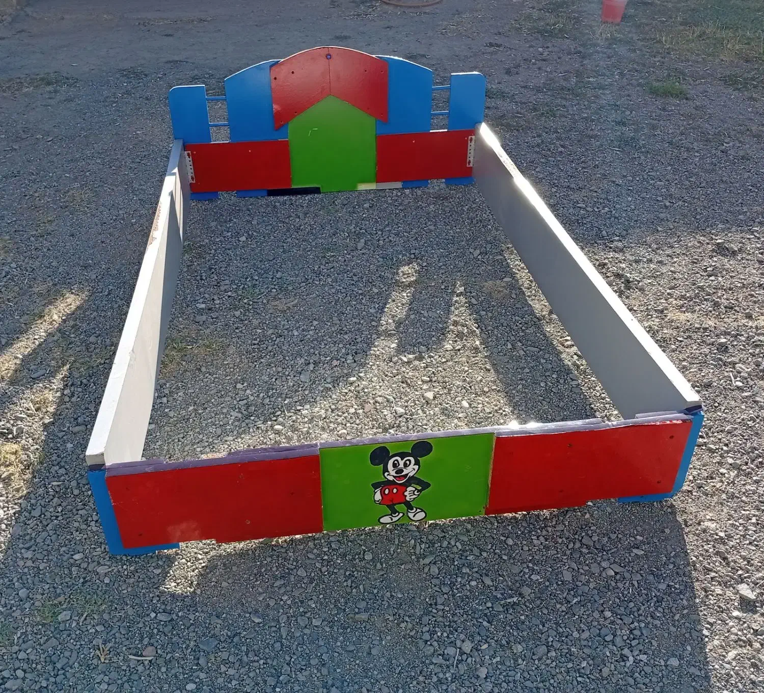 تخت خواب نوجوان بزرگ|تخت و سرویس خواب|سلماس, |دیوار