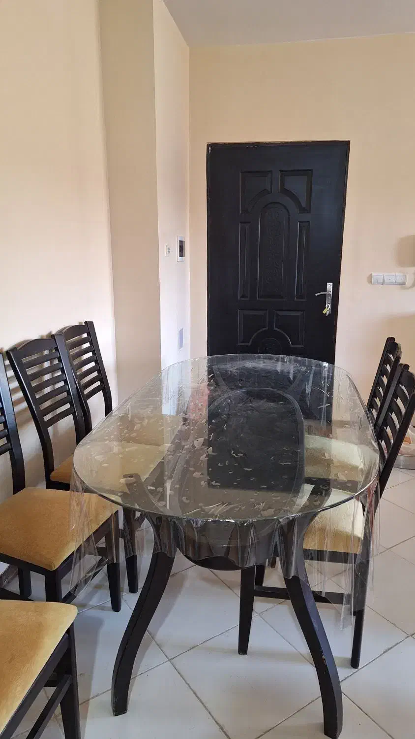 میزناهارخوری ۶نفره ومبل ۷نفره|میز و صندلی غذاخوری|هشتگرد, فاز ۷ مهستان|دیوار