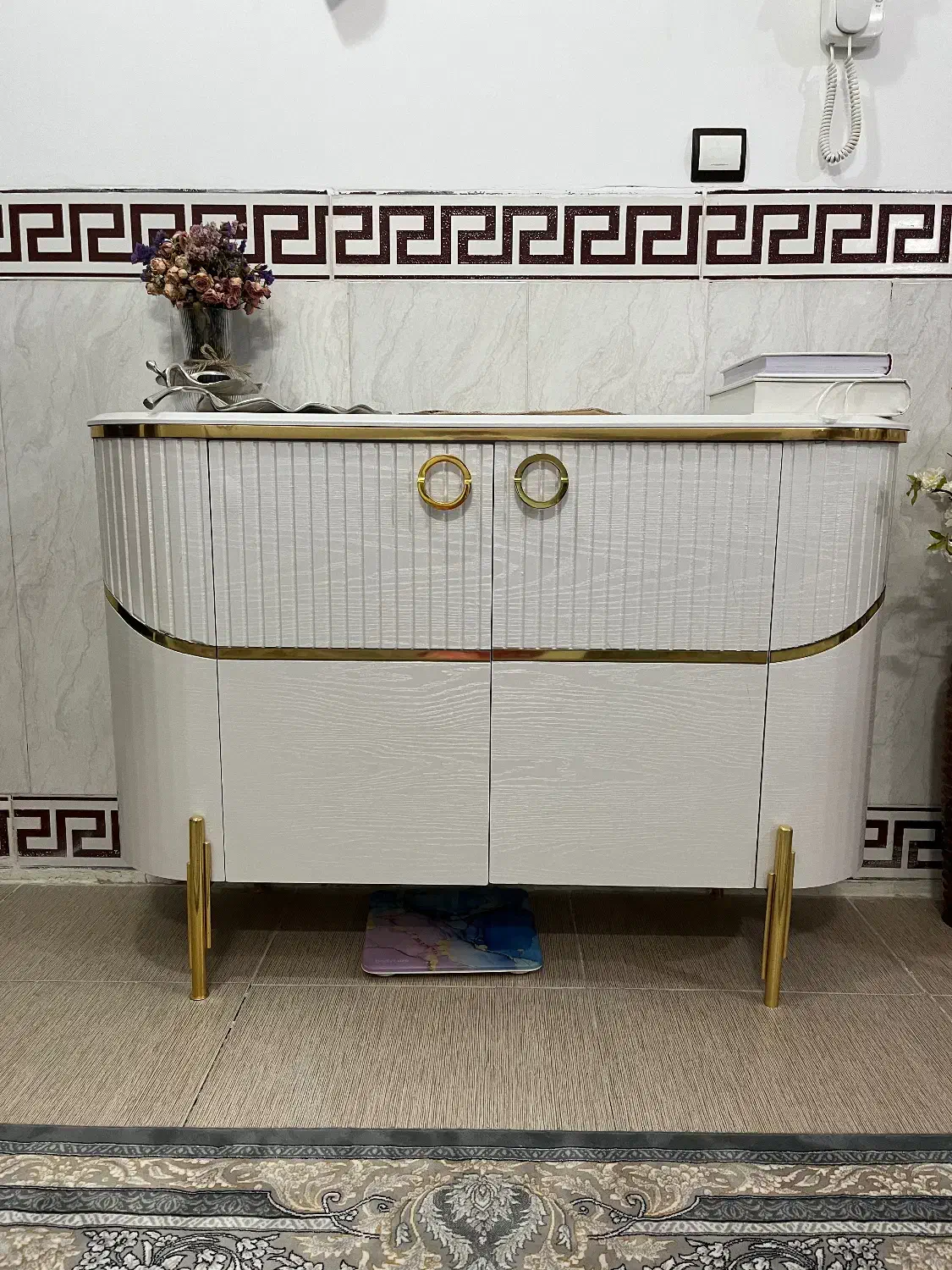 میز کنسول سفید نو|بوفه، ویترین، کنسول|یزد, |دیوار