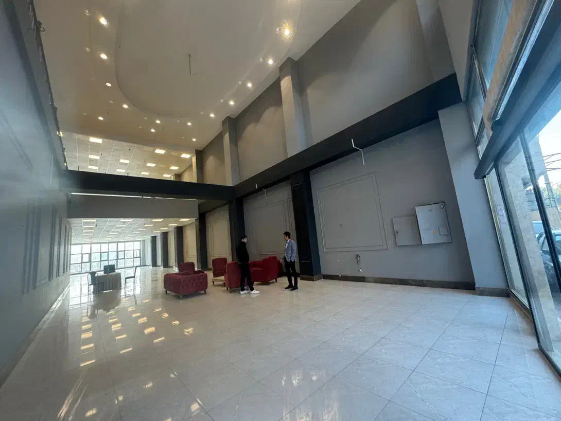 اجاره ۱۰۰۰ متری در شمال بلوار‌کاج|اجارهٔ مغازه و غرفه|کرج, عظیمیه|دیوار