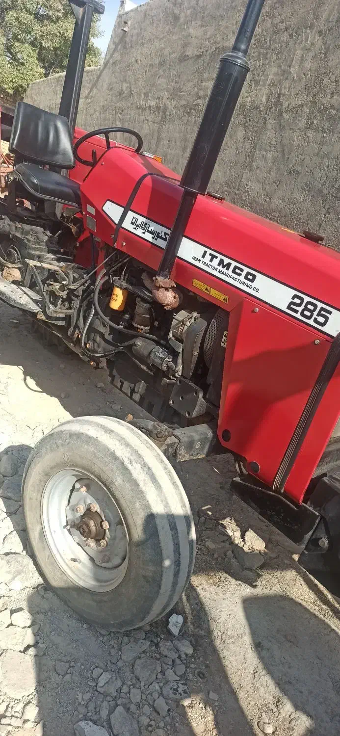 تراکتور ۲۸۵ خشک عتیقه واقعی|خودرو سنگین|کرمانشاه, |دیوار