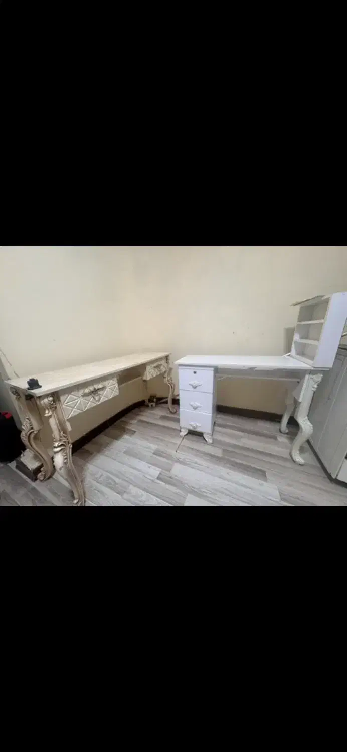 میز ناخن|آرایشگاه و سالنهای زیبایی|ارومیه, |دیوار