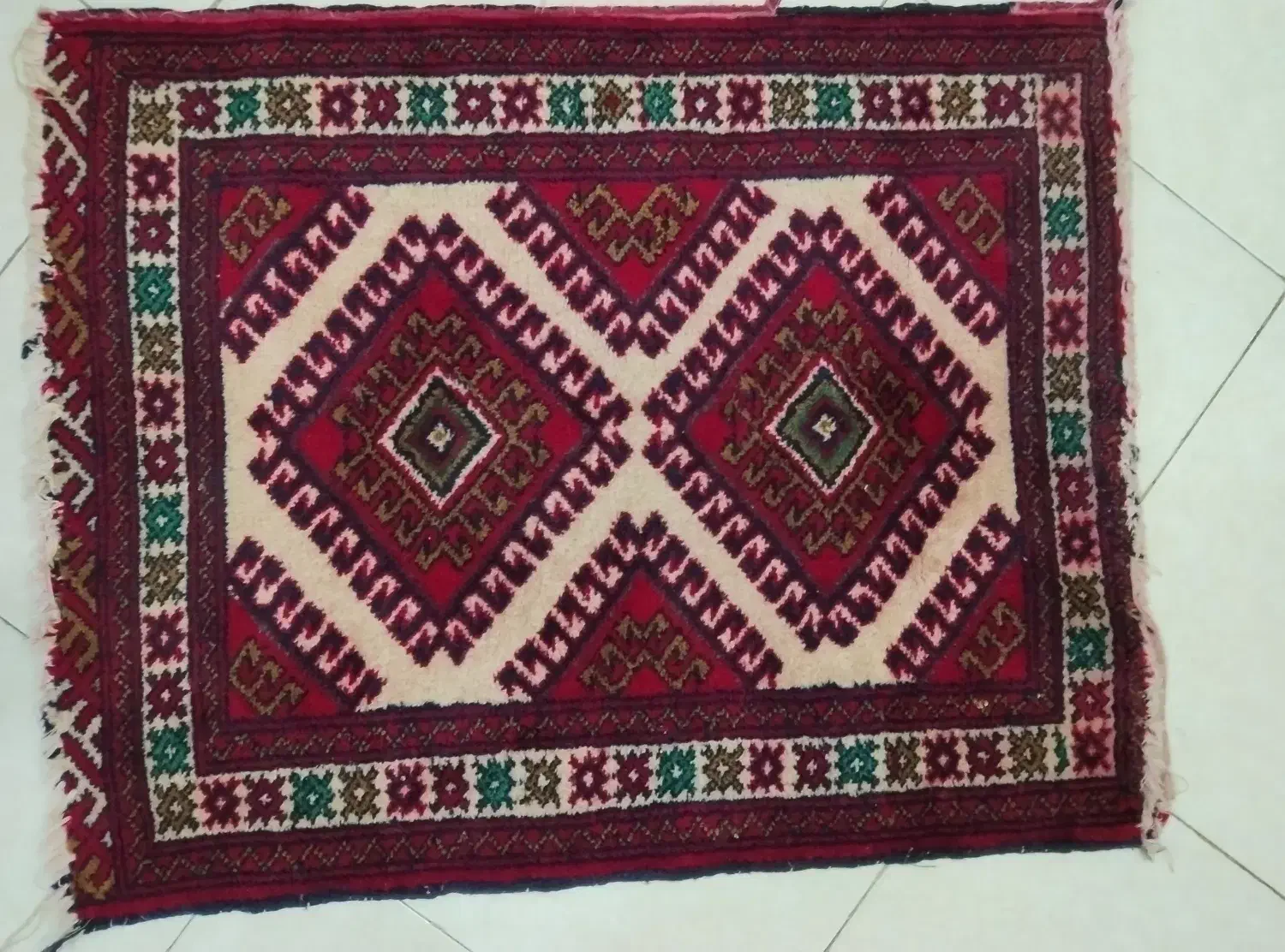 قالیچه|فرش|شهر ری, علایین|دیوار