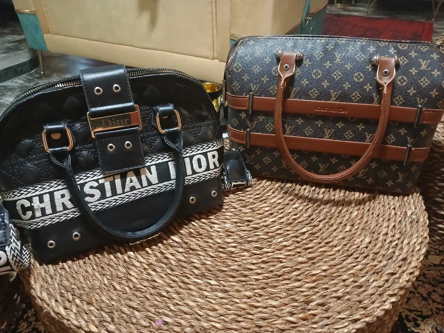 کیف دستی|کیف، کفش، کمربند|ساری, |دیوار