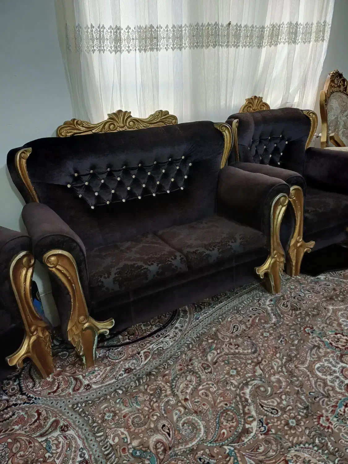 فروش مبلمان سلطنتی ۷نفره ویک تابلو فرش|مبلمان خانگی و میز عسلی|پرند, فاز ۶|دیوار
