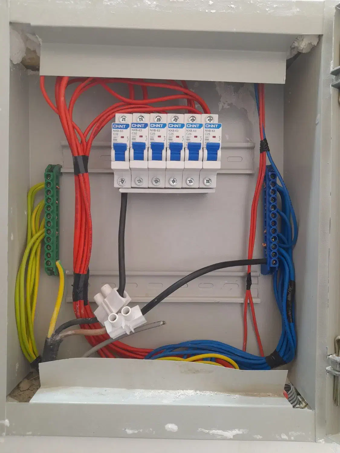 برقکار مجرب ۲۴ ساعته در اهواز و اطراف|خدمات پیشه و مهارت|اهواز, زیتون کارمندی|دیوار