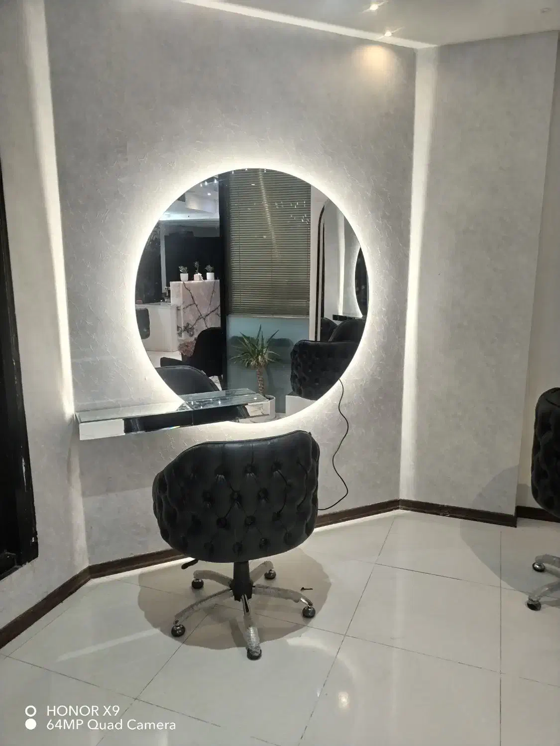 اینه گرد بک لایت|آینه|اصفهان, رهنان|دیوار